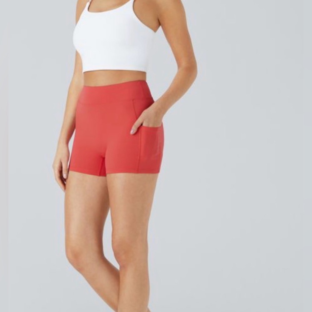 HALARA SoftlyZero™ Airy High Waisted Pocket Plain Cool Touch Yoga Shorts 3.5"